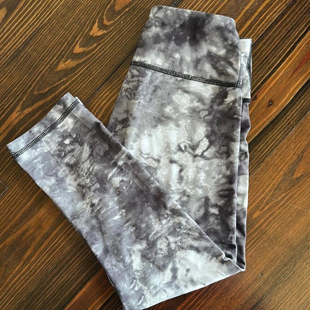 Zelos | Women's Gray & Black Legging Capris | Size Small | 0595